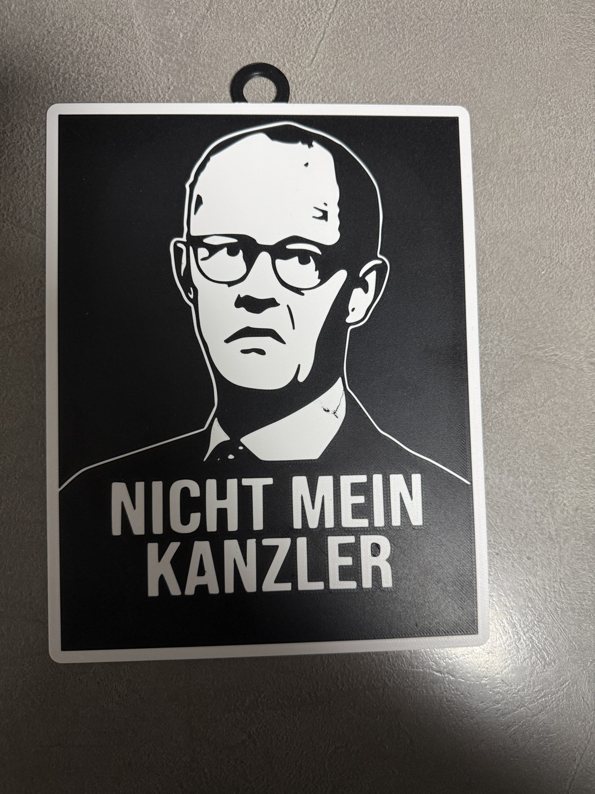 Politisches Statement-Schild „Nicht mein Kanzler“ – 23x18cm ABS-Druck für Patrioten & Meinungsstarke – Bild 7