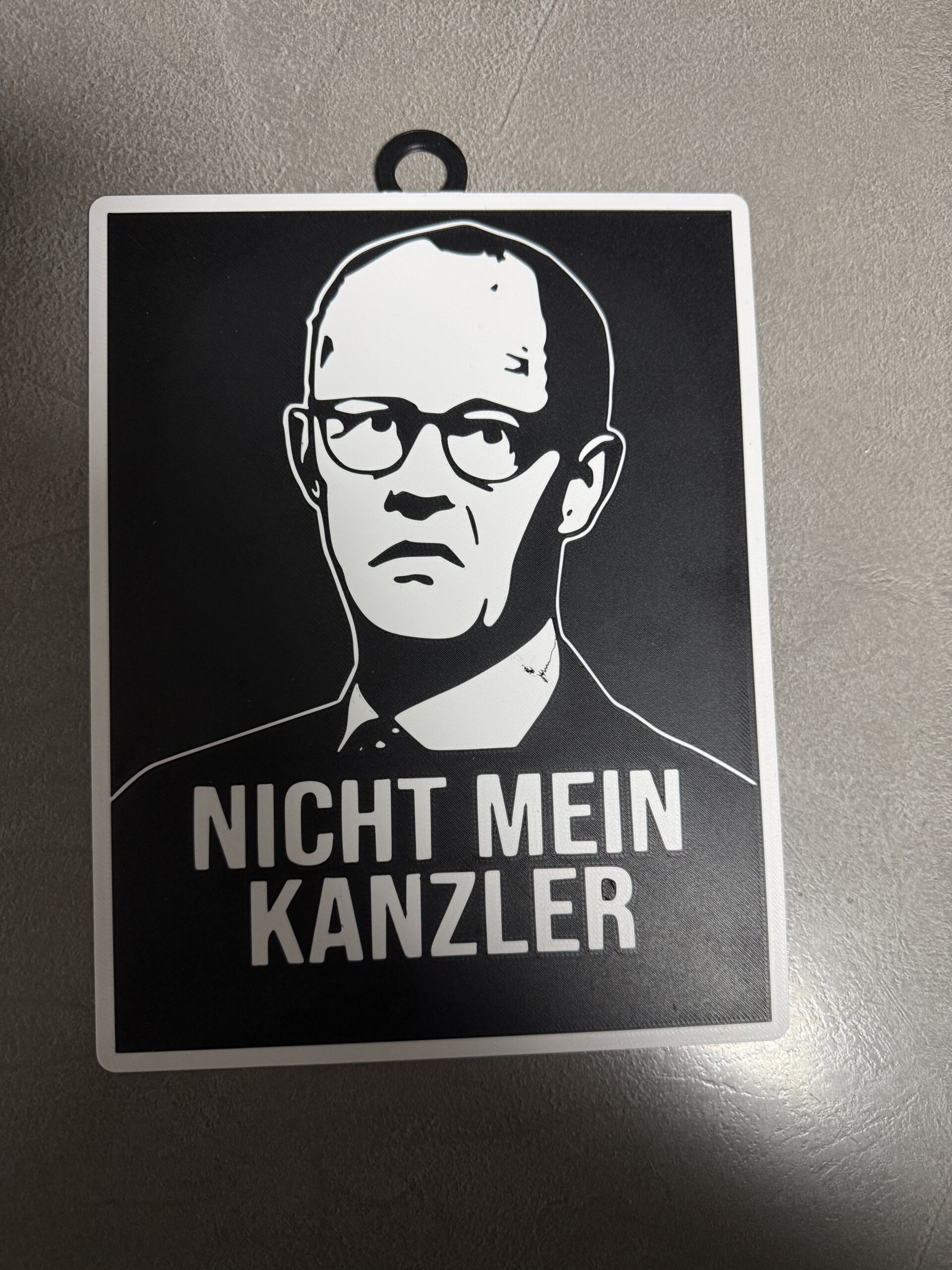 Politisches Statement-Schild „Nicht mein Kanzler“ – 23x18cm ABS-Druck für Patrioten & Meinungsstarke – Bild 6