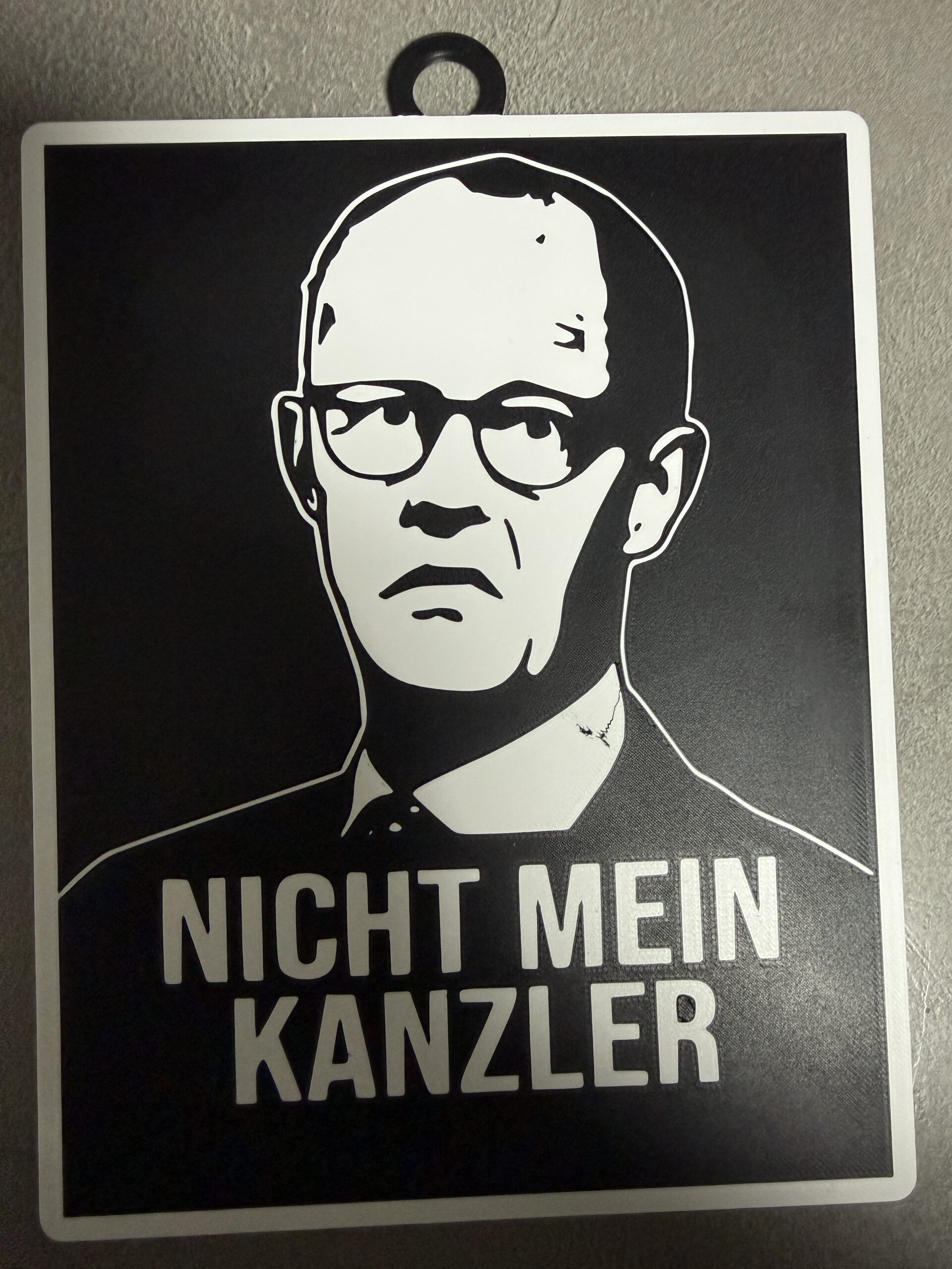 Politisches Statement-Schild „Nicht mein Kanzler“ – 23x18cm ABS-Druck für Patrioten & Meinungsstarke – Bild 5